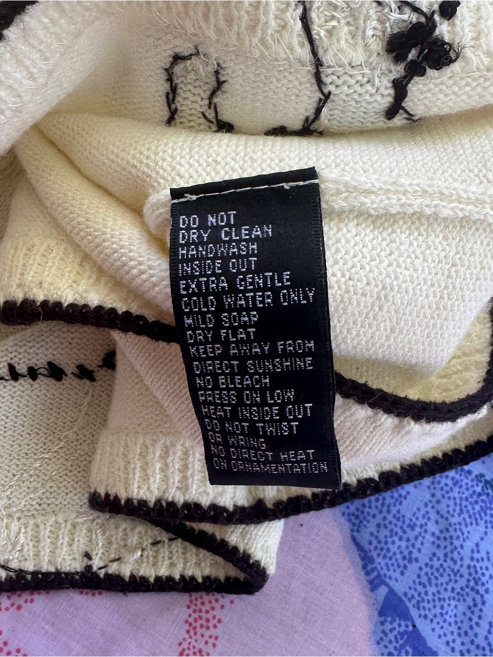 Michael Simon Cat Vest - Picture 7 of 7